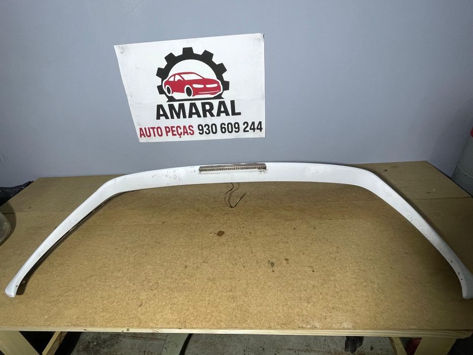 Spoiler da mala Opel Corsa B