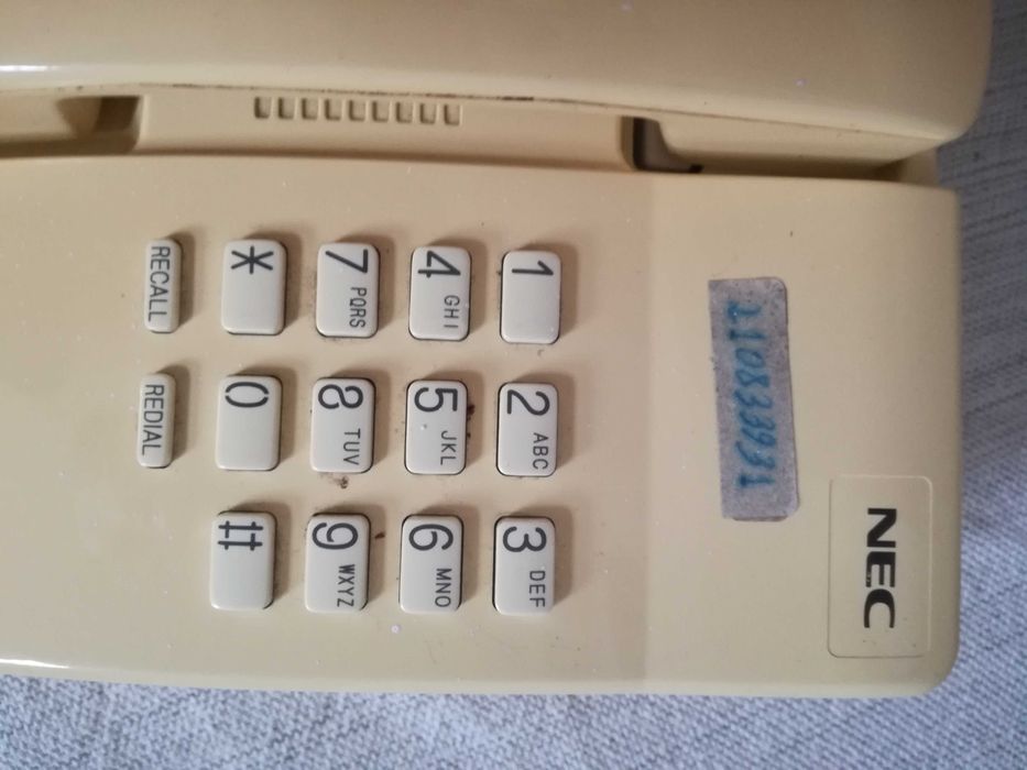 Telefone com fios NEC a funcionar64552996283649124
