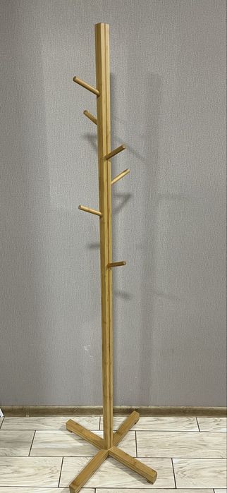 Вішалка для одягу