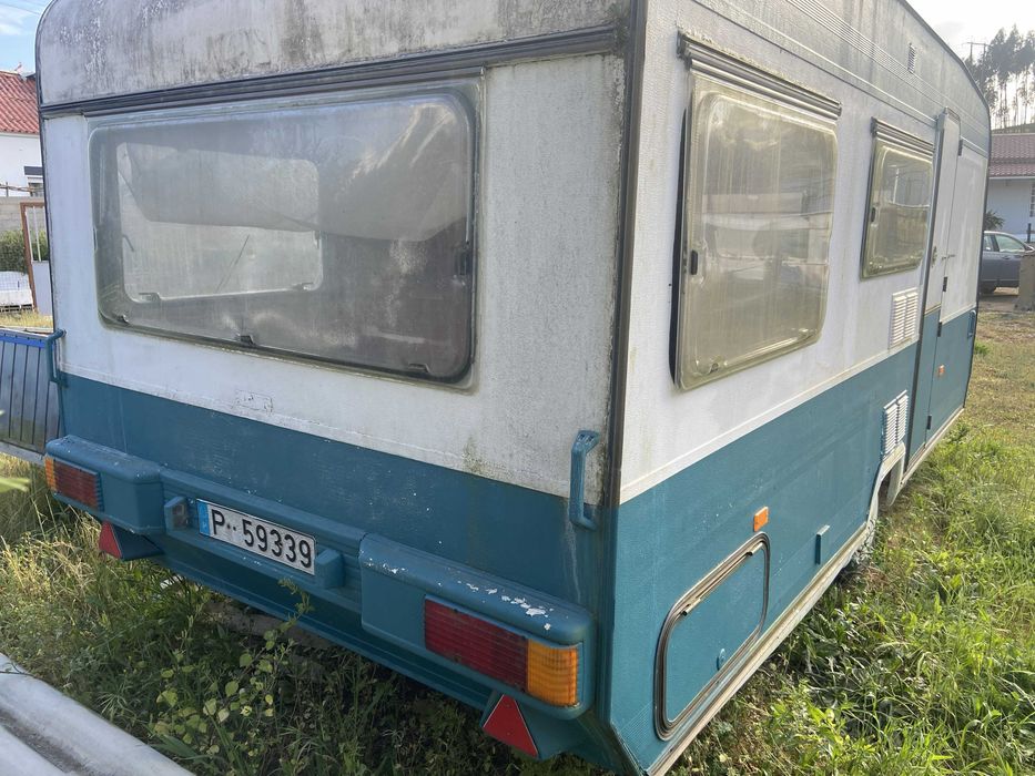 Caravana Adria – Projeto Vintage com Muito Potencial | Documentos OK