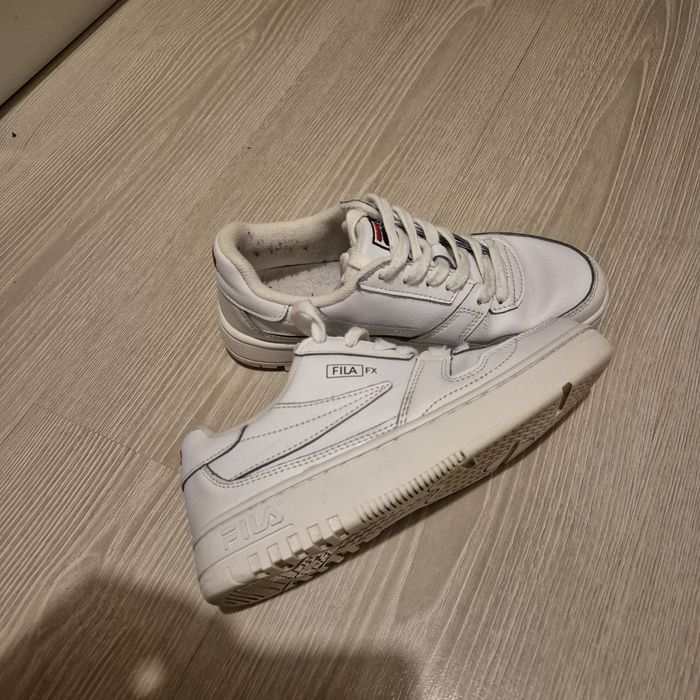 Sprzedam  Adidasy fila