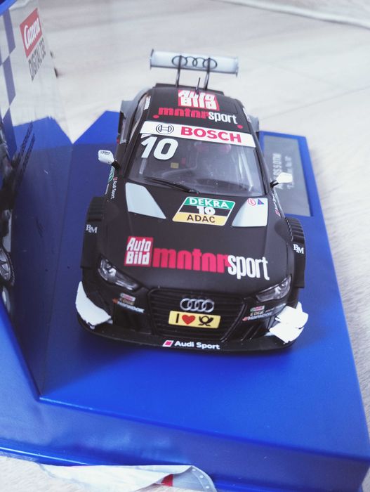 Carrera DIGITAL 132 AUDI RS 5