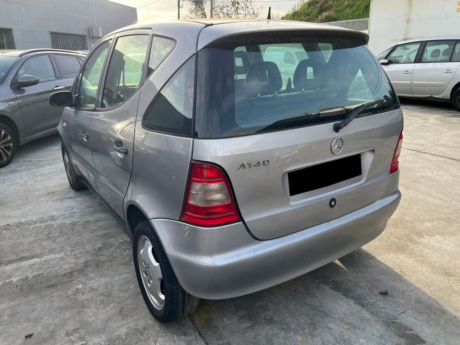 Para peças MERCEDES-BENZ Classe A (W168)