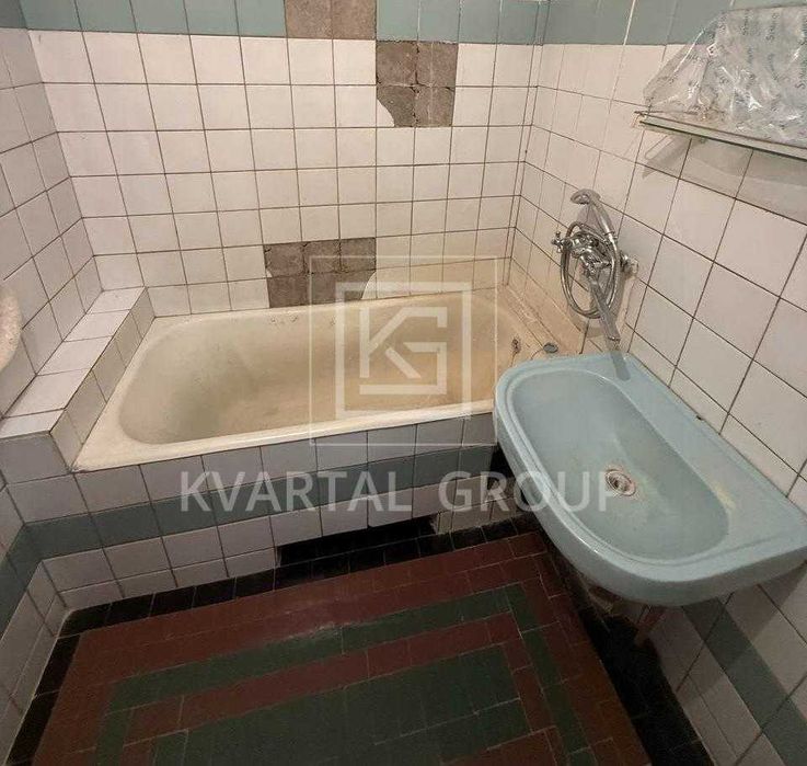 Продаж 2 кімнатної квартири в центрі Коцюбинського з ремонтом