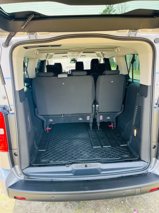 Wynajmę Bus 9 osobowy Zafira Life EXTRA long