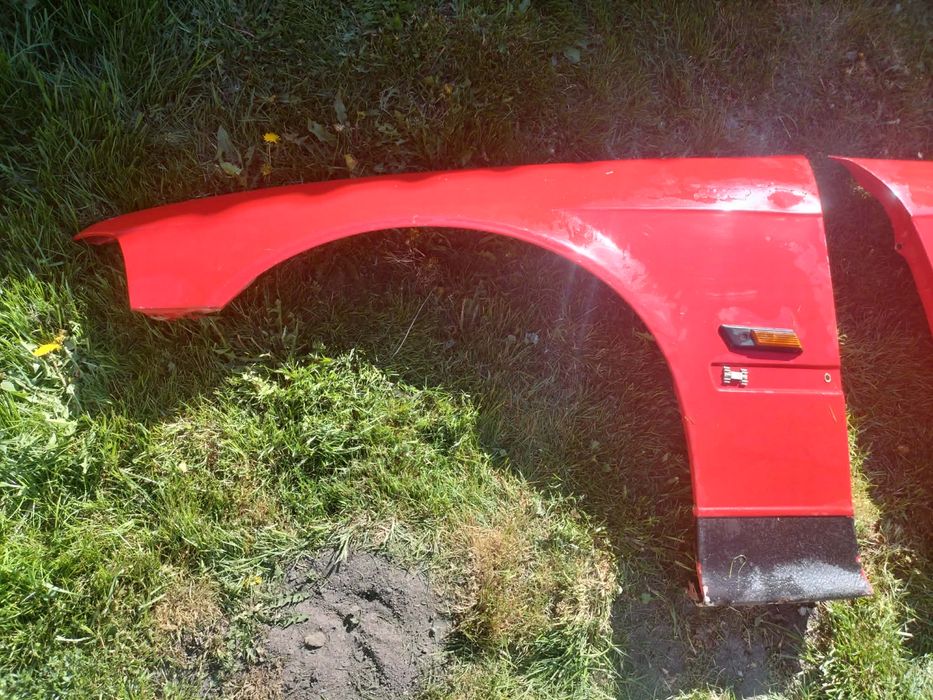Błotniki do samochodu i chlodnice klimatyzacyjna BMW  E36