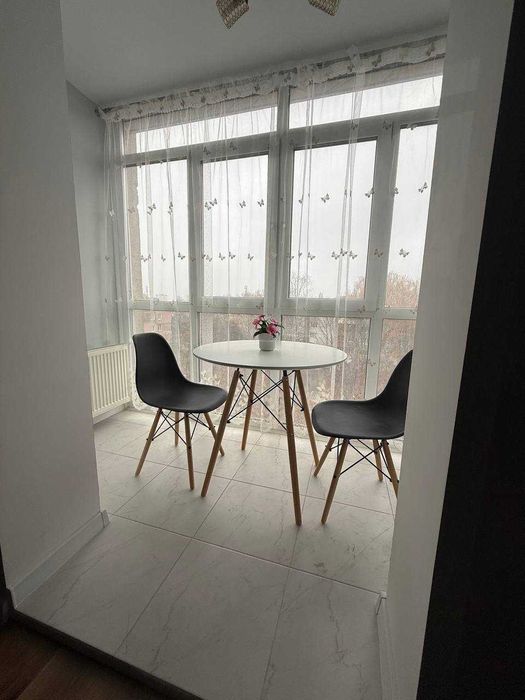 Здається двокімнатна квартира з кухнею-студією, район Епіцентру