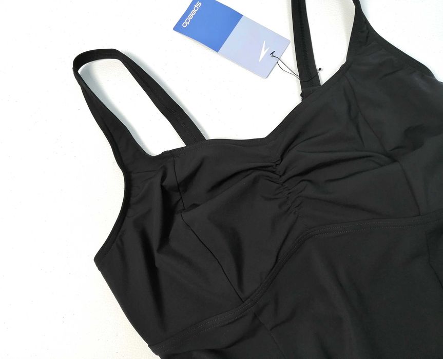 Новый спортивный совместный слитный купальник Speedo оригинал