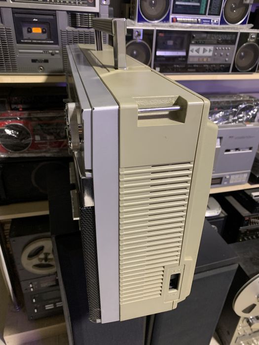 Магнітола Toshiba RT-S87