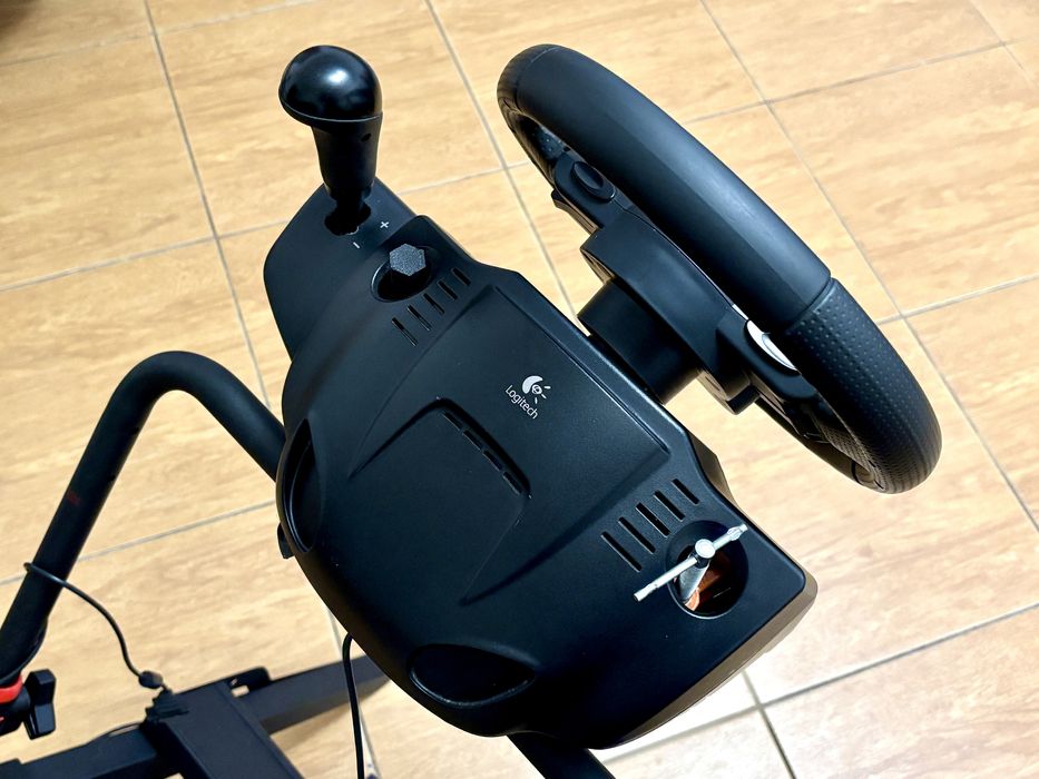 Продам ігровий руль кермо Logitech driving force gt 900!