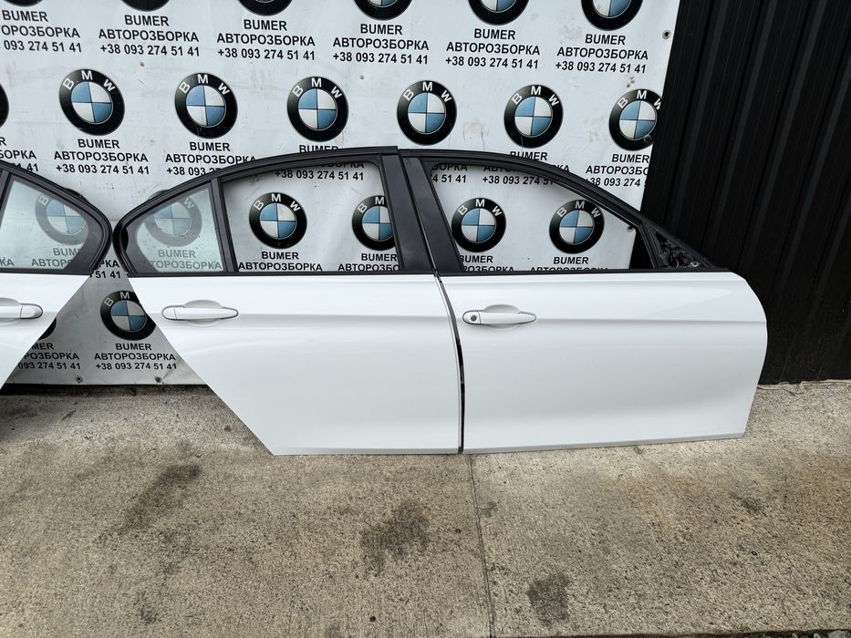 Бмв ф30 двері колір а300
