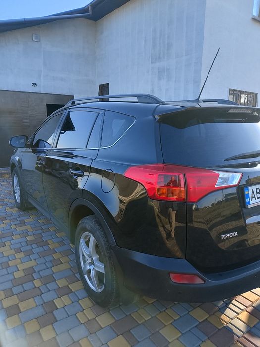 Toyota RAV4 2014рік 2.2D