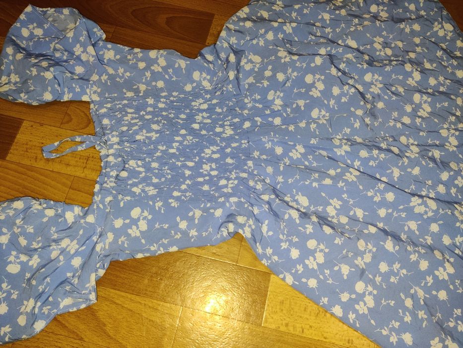 Летнее платье размер s