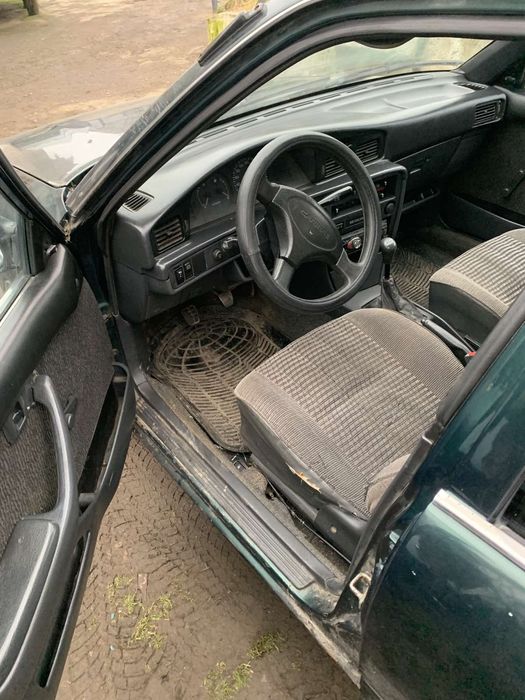 Запчасти Toyota corolla е90