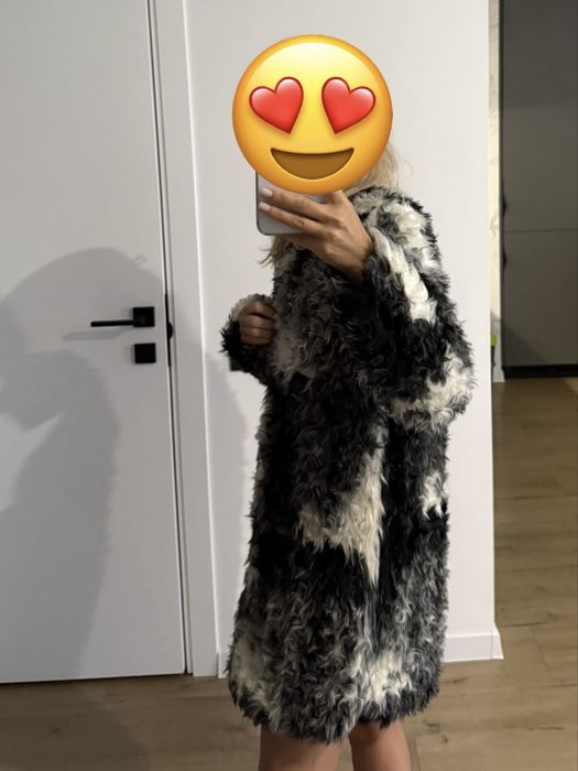 Жіноча шубка Zara
