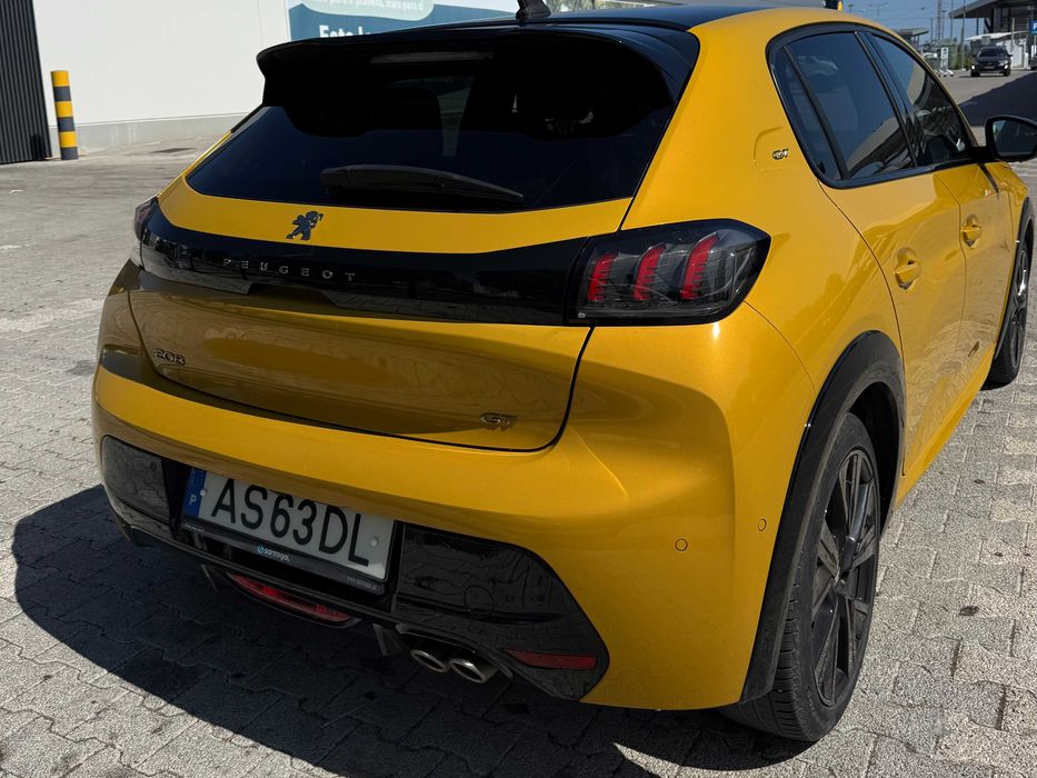 Peugeot 208 GT 2022