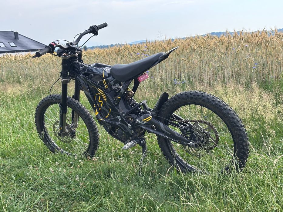 Surron light bee x 2024