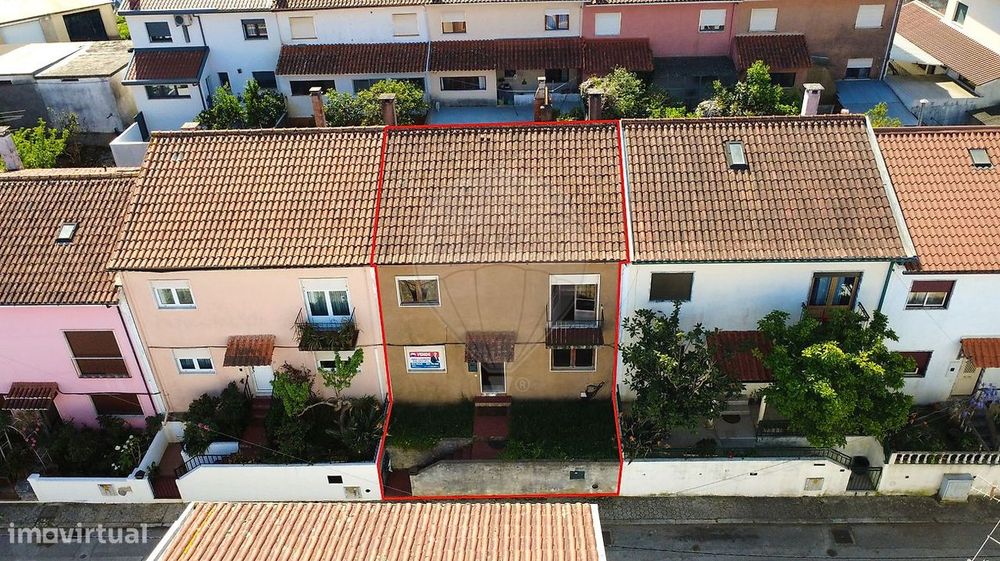 6-Bedroom House for Sale