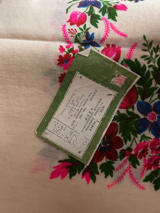 Продам нові хустини