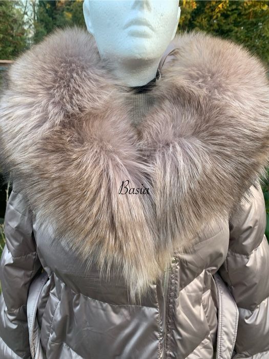 Kurtka puchowa z lisem naturalnym