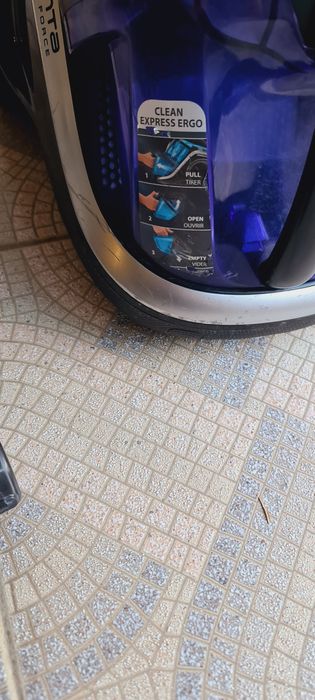 Aspirador rowenta silence force