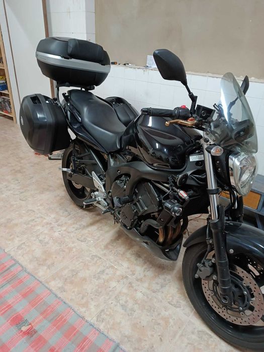 Mota Fazer 600 de 2005