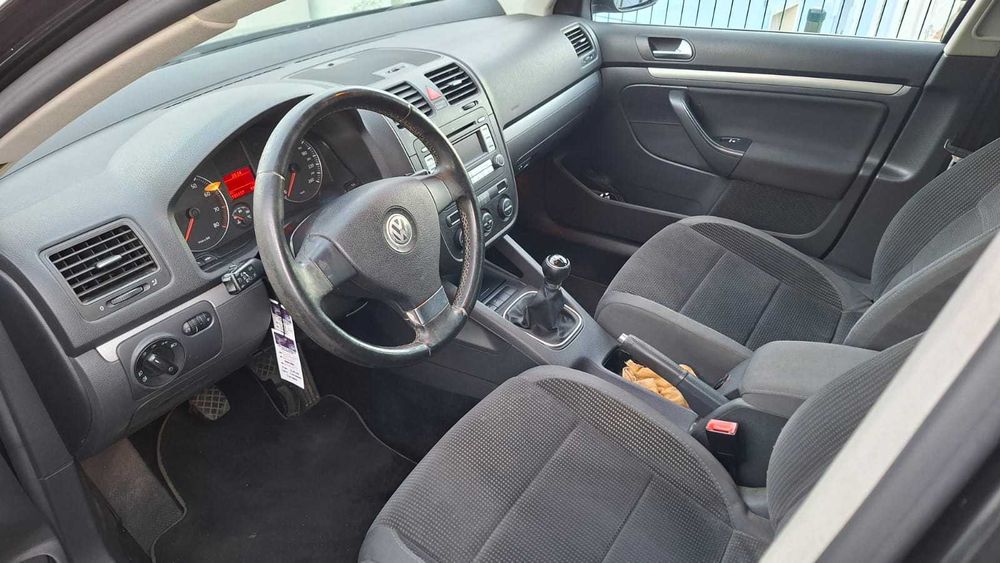 VW Golf 1.40 Gasolina foto 3