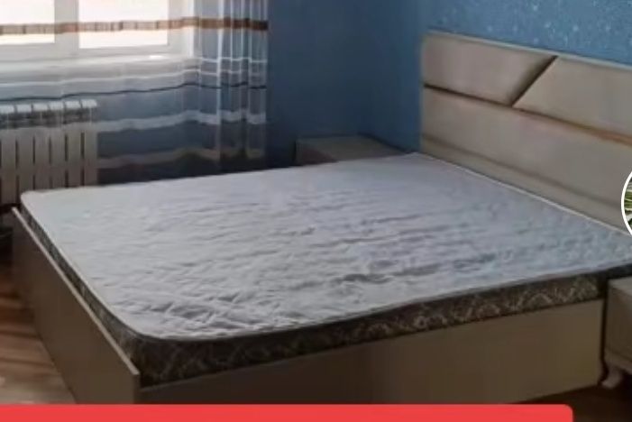 Двуспальная кровать