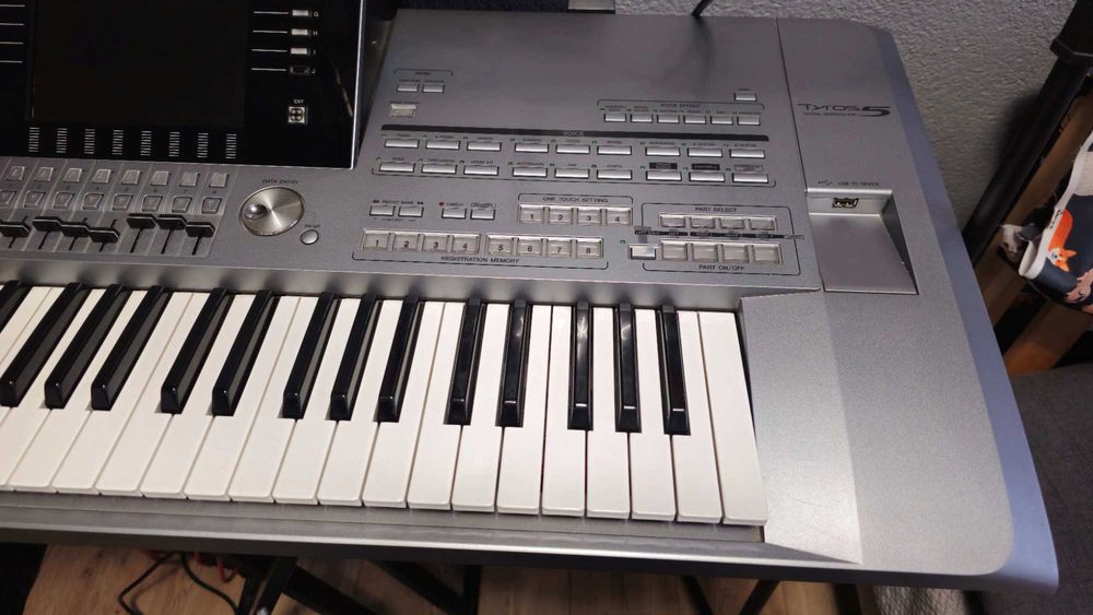 keyboard Yamaha Tyros 5 61 klawiszy