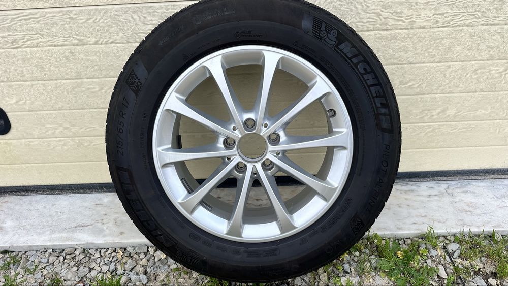 Jantes Originais Mercedes GLA 17” com pneus Michelin 215/65 R17