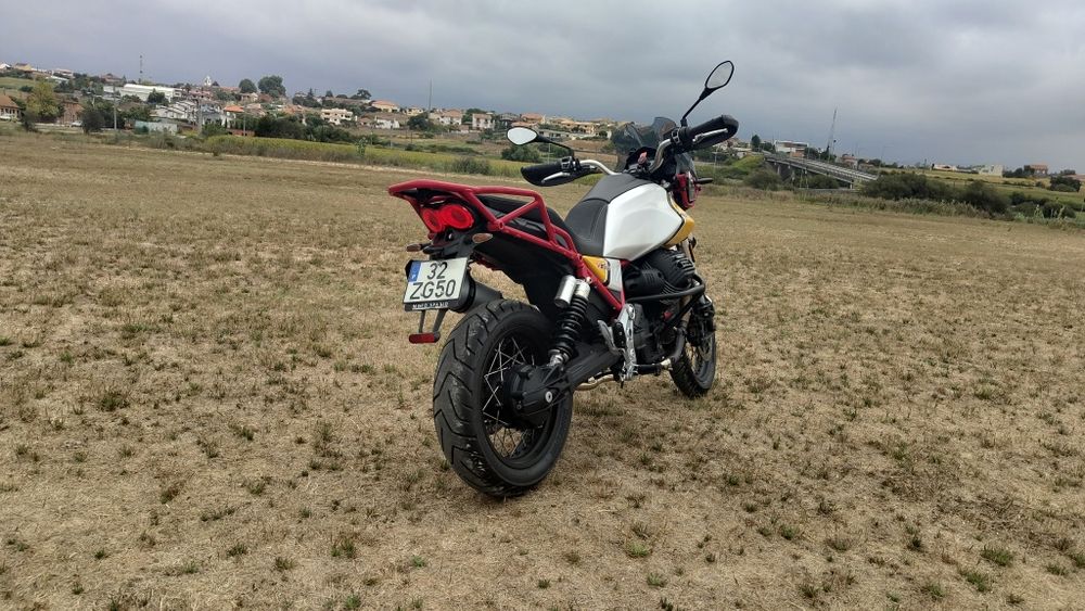 Moto Guzzi V85 TT