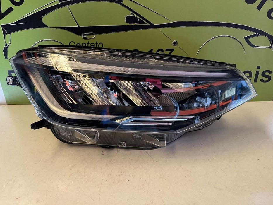 VW Taigo - Right LED Headlight - FF868
