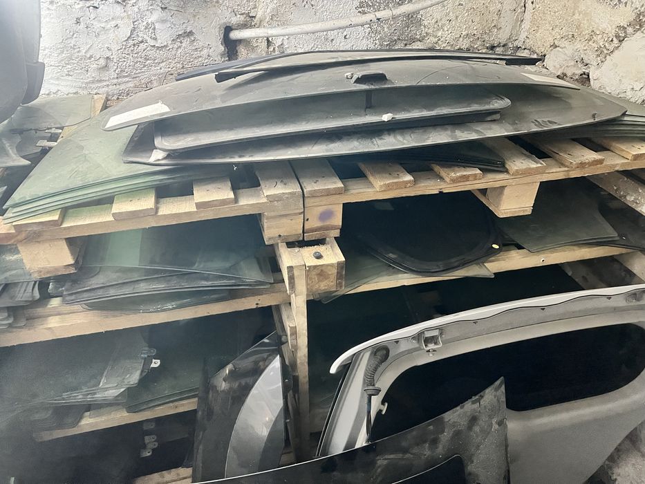 стекло в дверь стекло боковое Nissan Suzuki Mazda Mitsubishi Kia