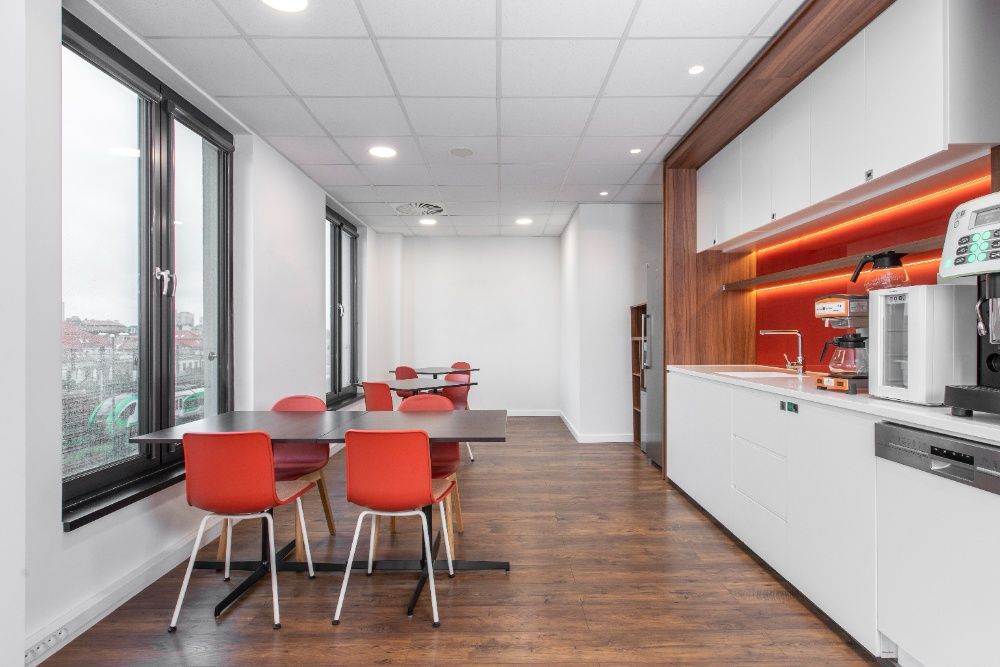 Wynajem biura w Katowice: Prywatna 3-4-osobowa  w Regus Wojewódzka