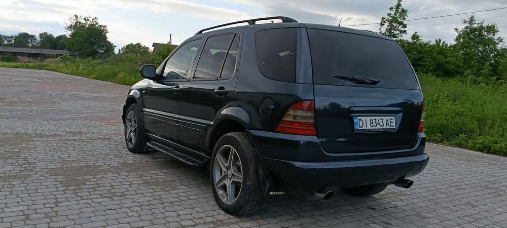 Продам Mercedes Benz ML163