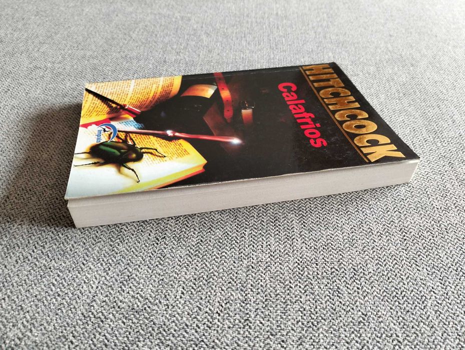 Livro "Calafrios" de Alfred Hitchcock