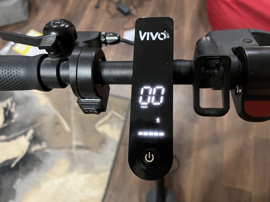 Продам  електросамокат VIVO