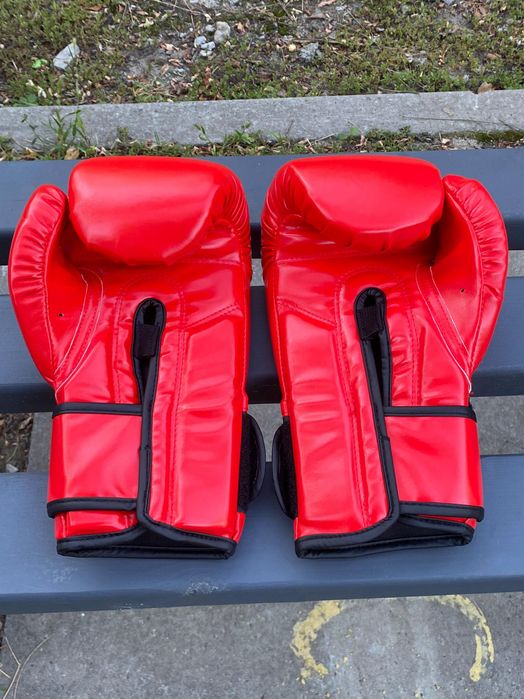 Боксерські рукавиці Fairtex BGV14 Red 12Oz нові