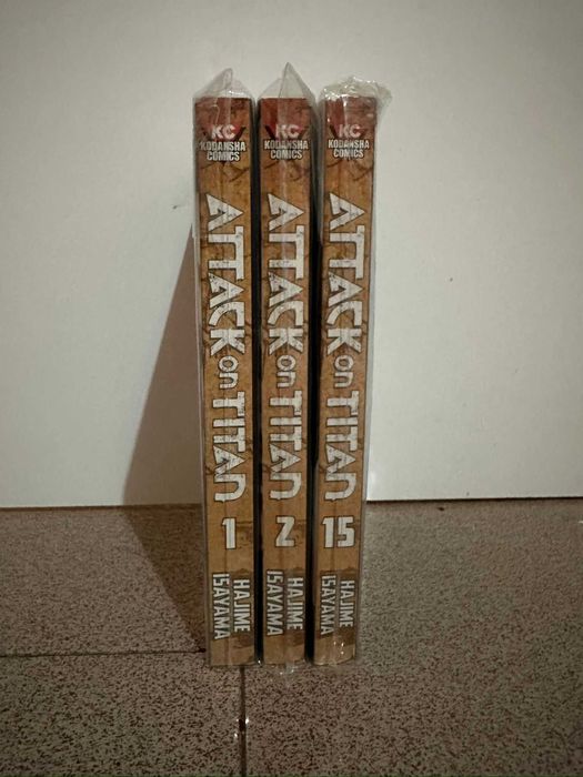 Attack on Titan Volumes 1, 2 e 15 – Inglês – Ótimo Estado