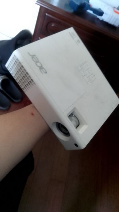 Projetor acer funcionando