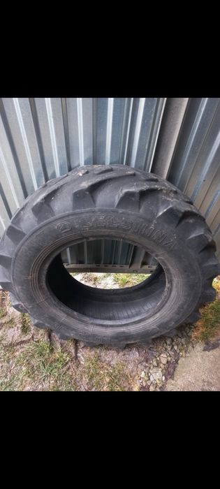 Шини колеса до трактора МТЗ 82