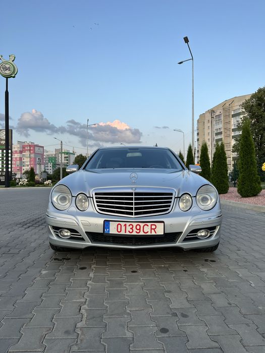 Мерседес 211 2009 3.0 CDI