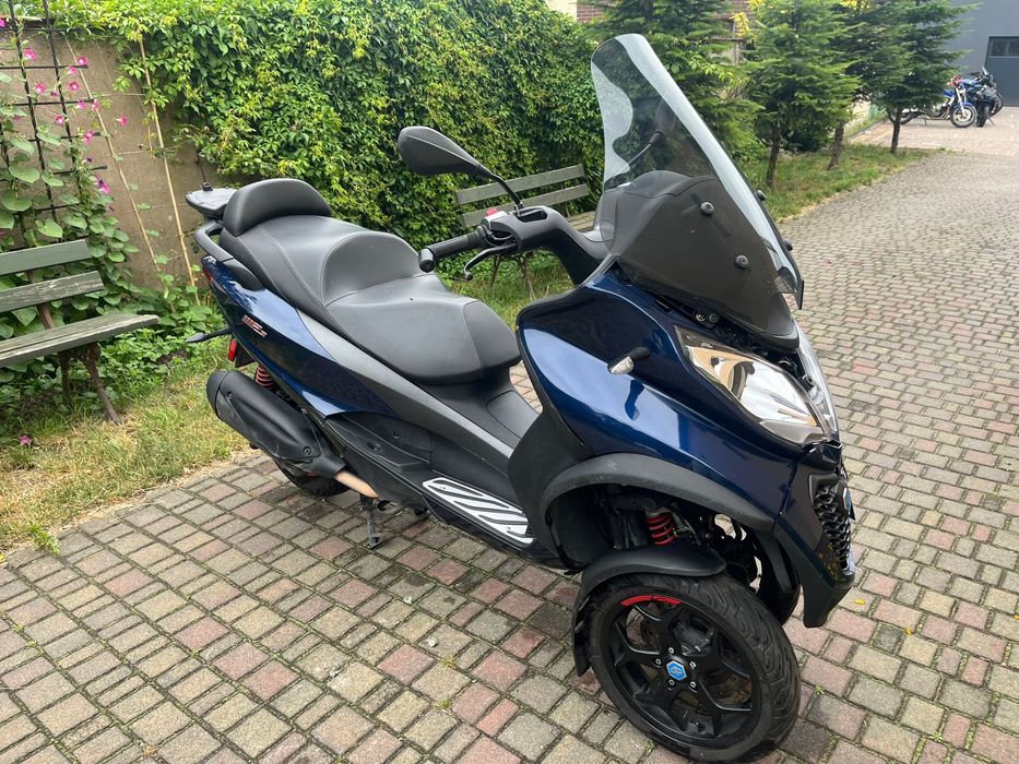Mp3 400 Piaggio Mp3 500 Sport Advanced 2021 Piaggio Mp3 400 Hpe - Main Image
