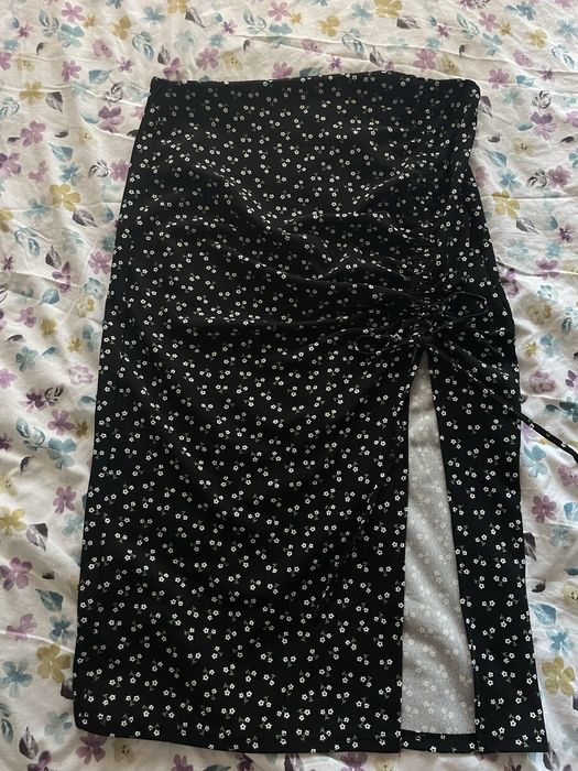 спідниця з розрізом