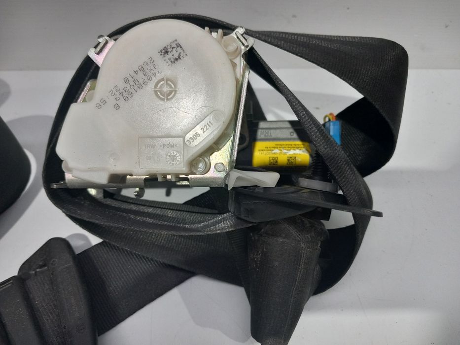 Cinto de segurança frente direito Citroen C3 2009 a 2013