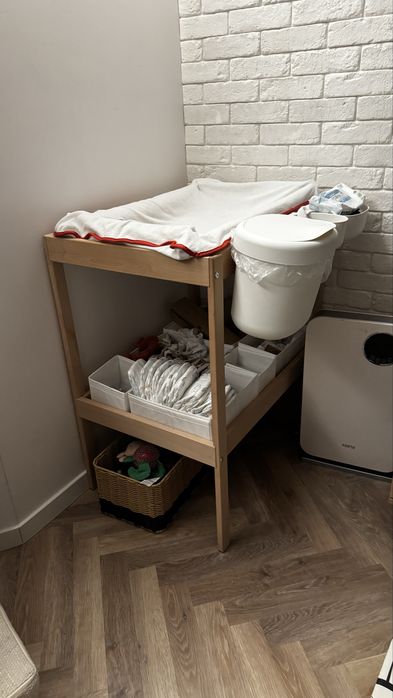 przewijak ikea z koszami, wkładami, matą i 3 prześcieradłami