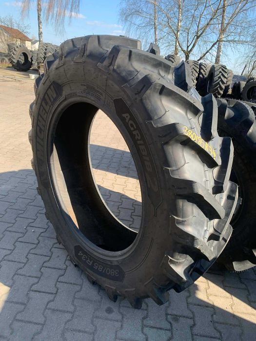 Opona MICHELIN 380/85 R34
