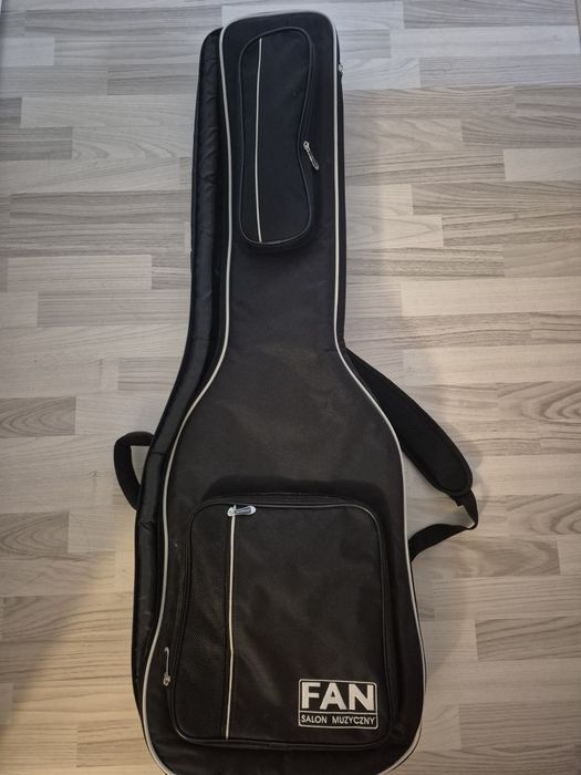 Sprzedam gitarę basowa