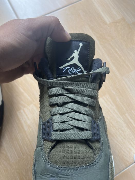 Air Jordan 4 Retro SE Craft "Medium Olive"