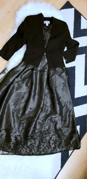 Krótka marynarka 36 H&M czarna ze zdobionym przodem nowa